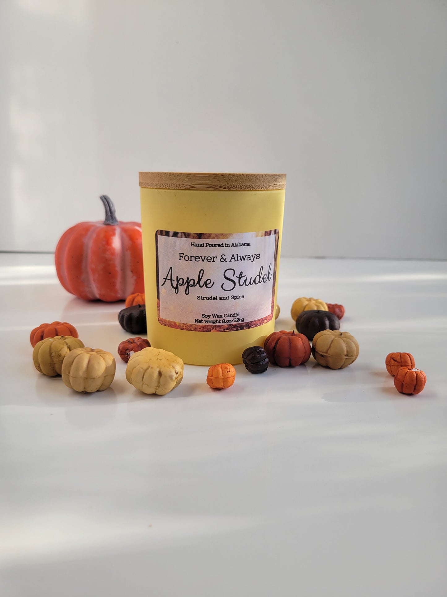 Apple Strudel Candle